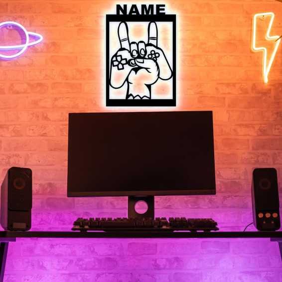 Gaming Led Schild in RGB Beleuchtung - Personalisiert NAME auf Holz - Gamer Geschenke - Besondere Geschenke für Videospiel -