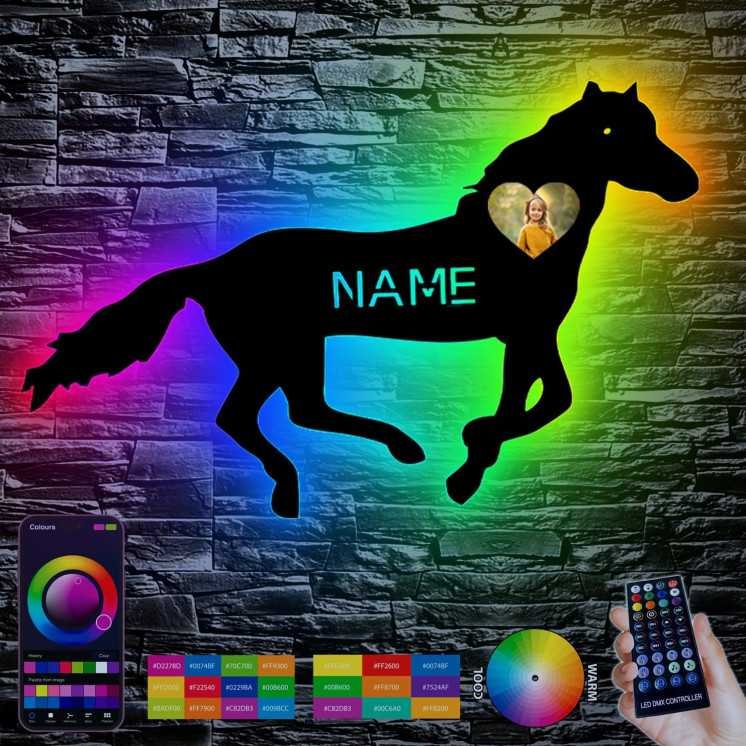 LEON FOLIEN Rennpferd Tier Pferd Mit Foto auf Holz gedruckt personalisiert Name - Geschenke (Optional) Beleuchtung Wand Lampe